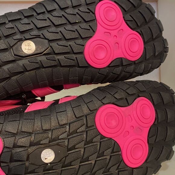 Weweya Women's Barefoot Minimalist Running Cross Training Shoe - Picture 15 of 16